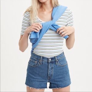 Levi’s 501 Cut off Shorts in wash Jive Stonewash Size 24‎